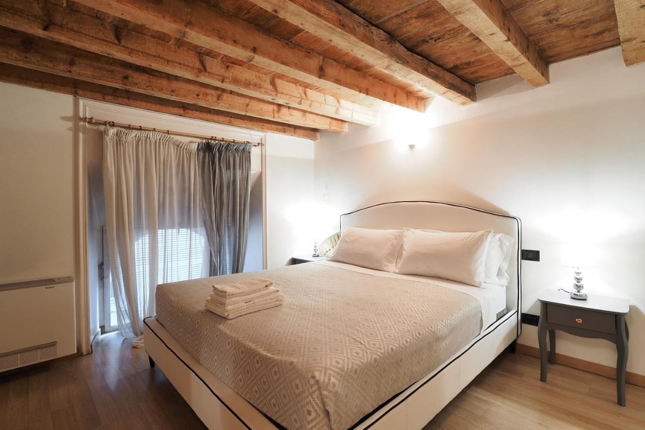 Unique Duomo Luxury Property Milan Extérieur photo